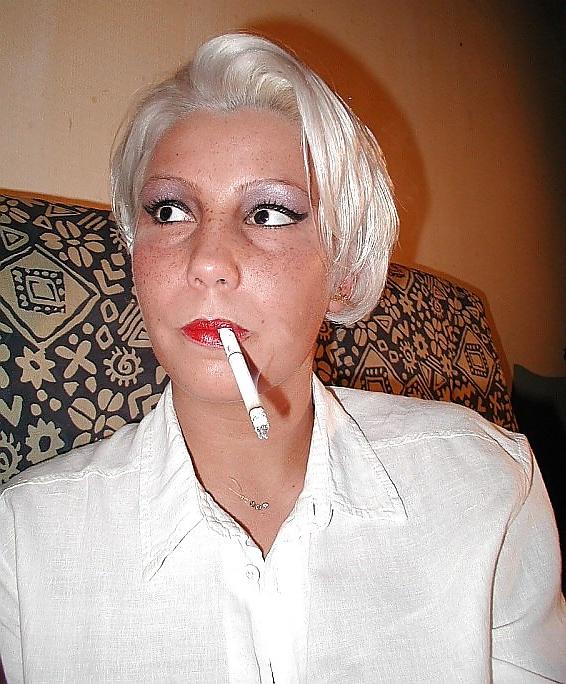 25P Sexy Smoking - Dangles