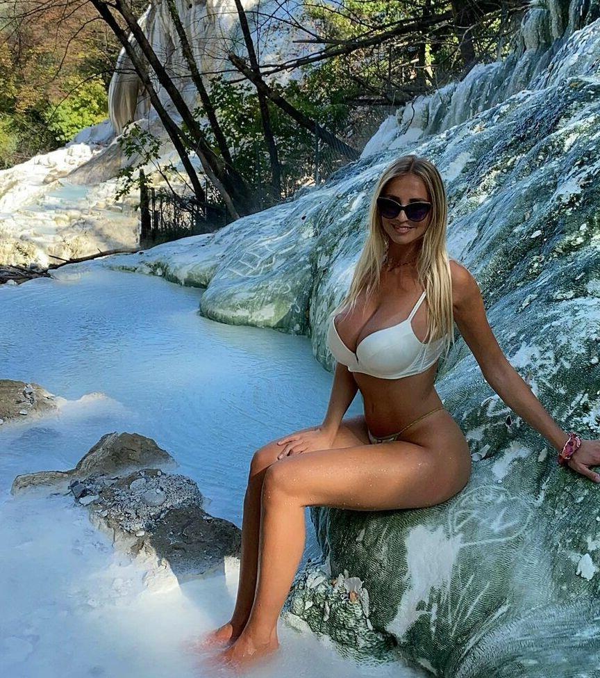25P Maria Arreghini nude