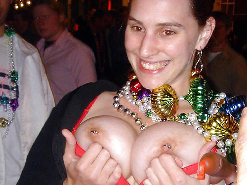 25P BIG TITTIES AMATEURS - Non & Non Nude III