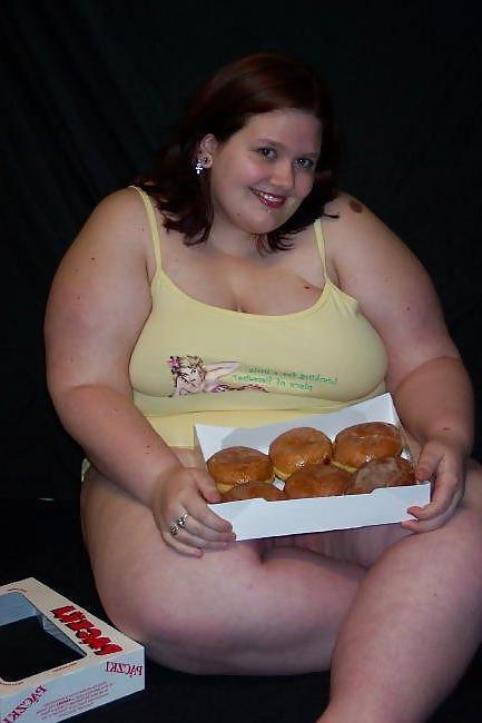 25P Big Women and Big Girls Pics 