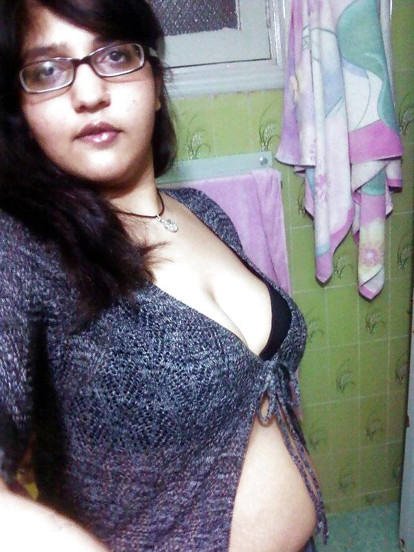 14P Indian hot girl
