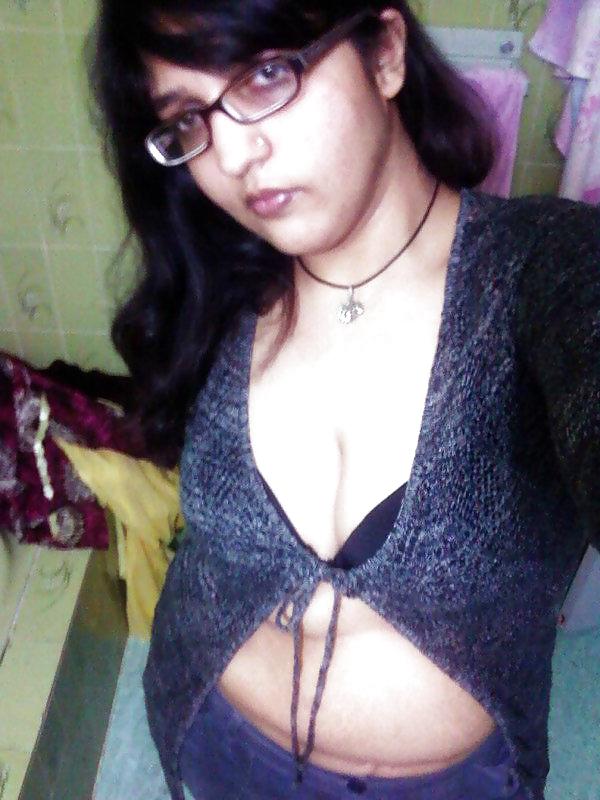 14P Indian hot girl