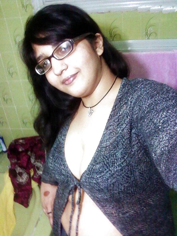 14P Indian hot girl
