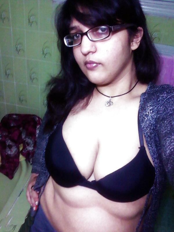 14P Indian hot girl