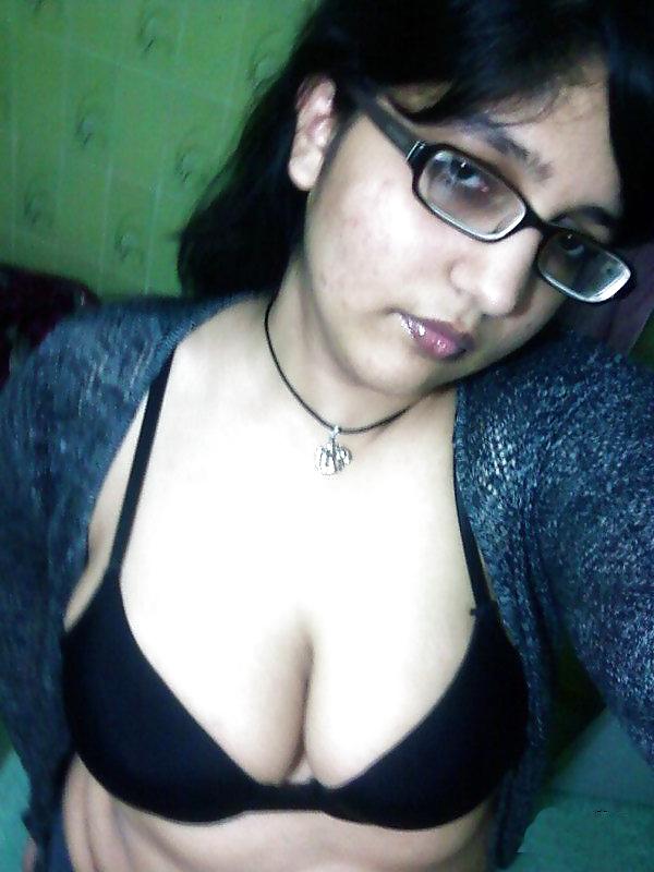 14P Indian hot girl