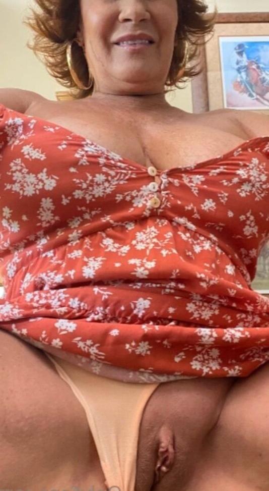 25P Dixie Dauphin nude