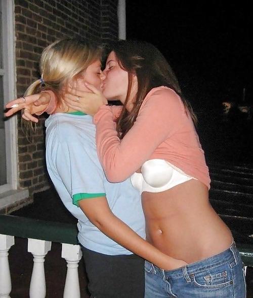 4P Sapphic Spit Swapping