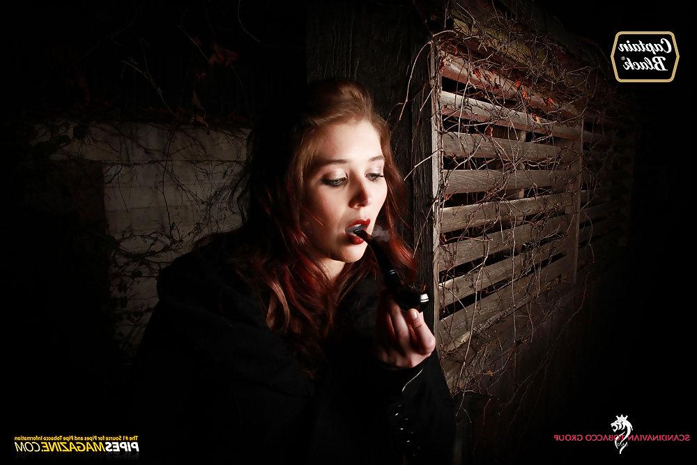 25P Pipe smoking
