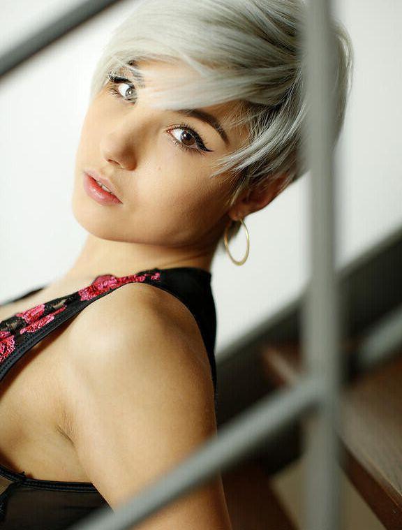 25P Giorgia Soleri nude