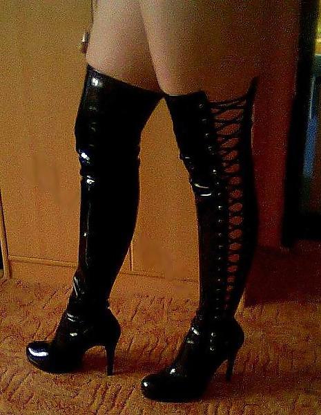 12P Boots