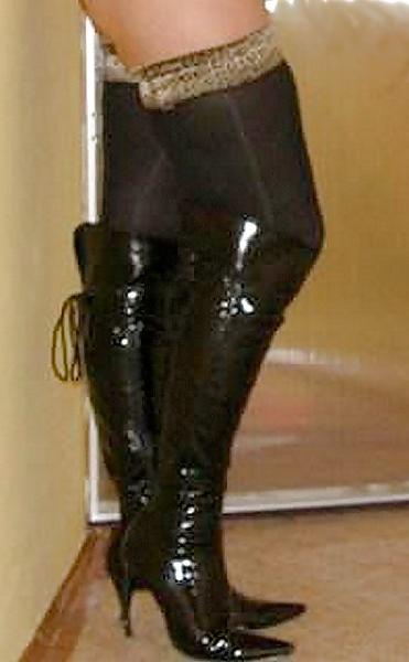 12P Boots