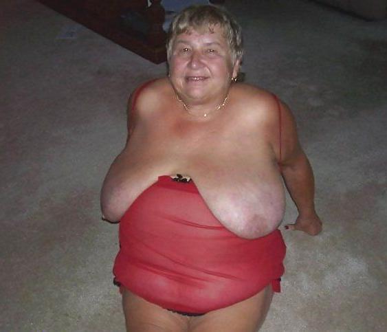 20P Saggy Tits 9