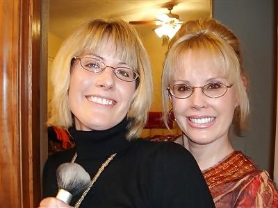 25P Moms in Glasses ( i crazy about older women in glasses)