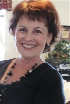 25P Moms in Glasses ( i crazy about older women in glasses)