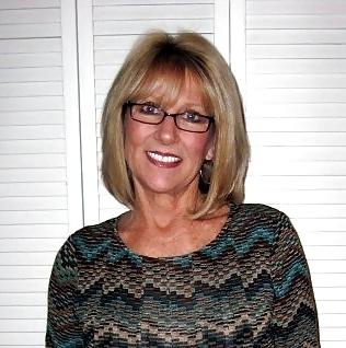 25P Moms in Glasses ( i crazy about older women in glasses)