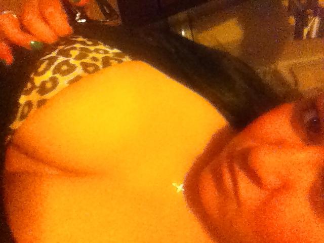 8P Stolen Phone Pics 3