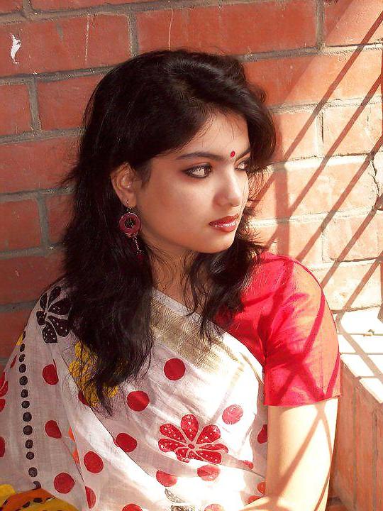 25P Beautiful Indian Girls 20- By Sanjh
