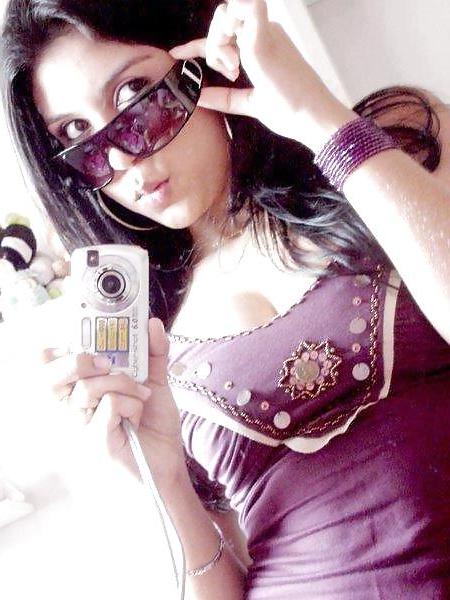 25P Beautiful Indian Girls 20- By Sanjh