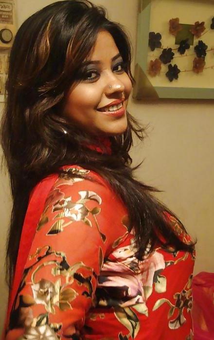 25P Beautiful Indian Girls 20- By Sanjh