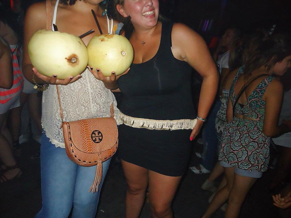 15P MACROMASTIA AND BIG NATURAL TITS