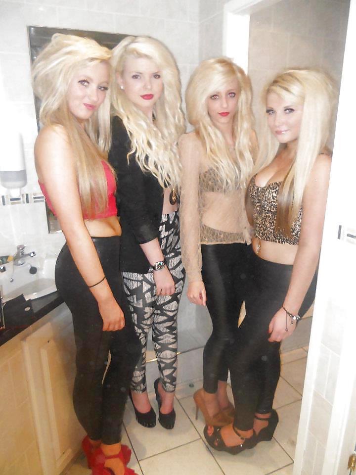 25P Hot babes 27