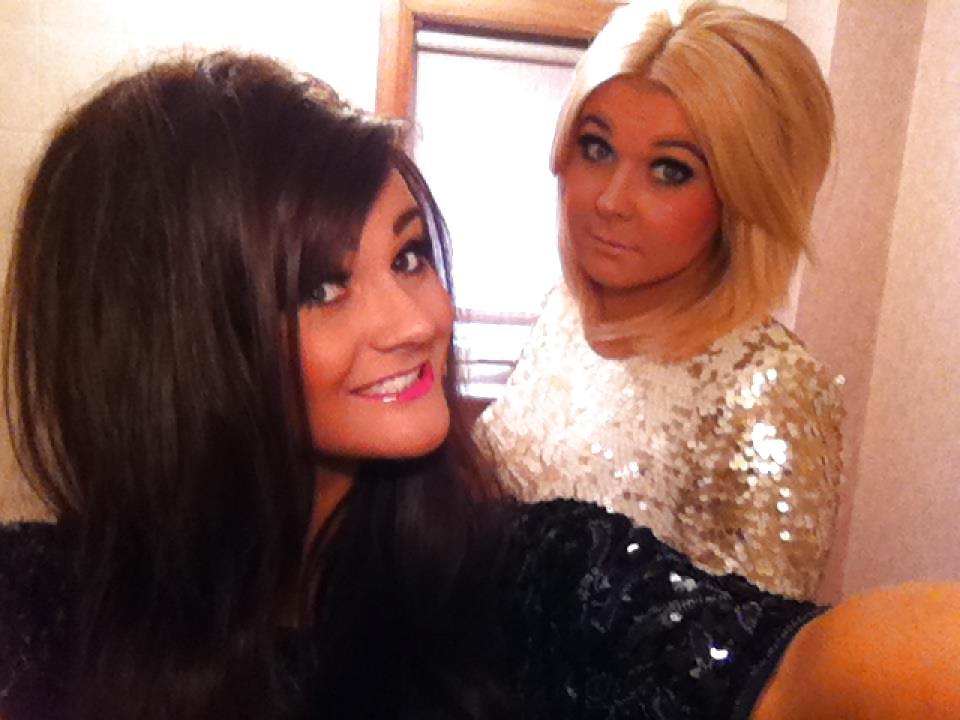 25P Hot babes 27