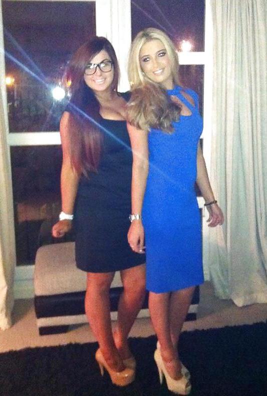 25P Hot babes 27