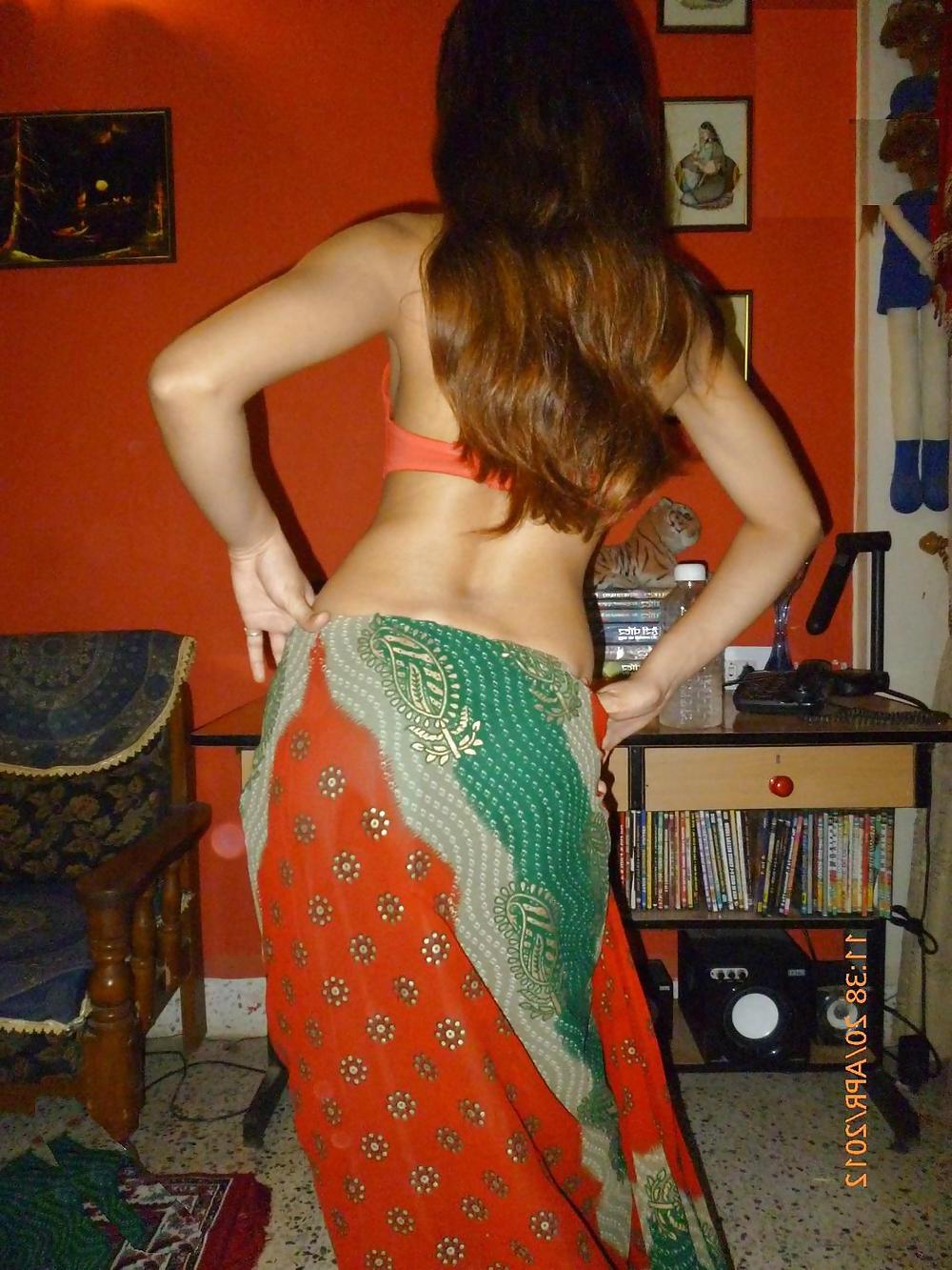 17P Indian Sari Wife 