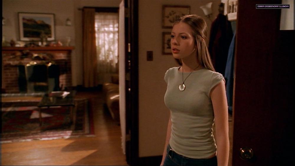 7P Perfect teen with her young tits