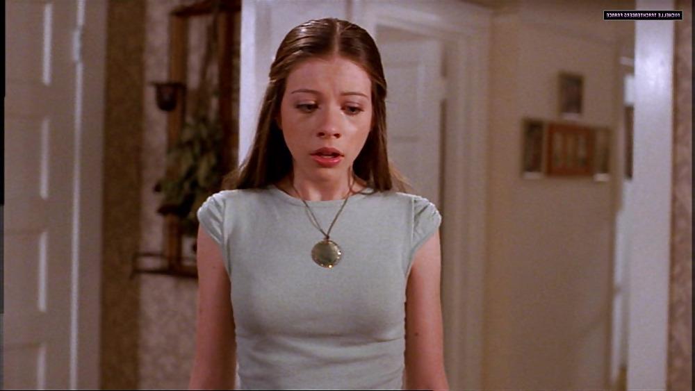 7P Perfect teen with her young tits