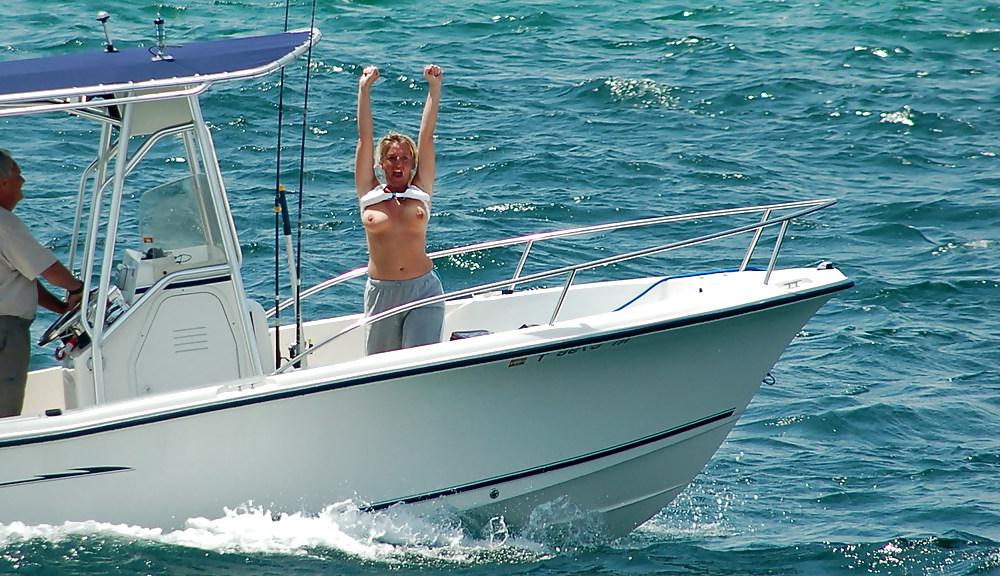 25P Babes & Boats