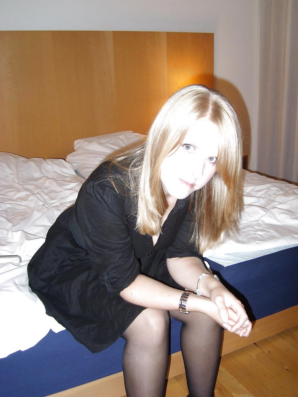 22P German blond Amalie private and porn pics