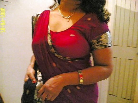 14P Tamil  hot   aunty Big Boobs