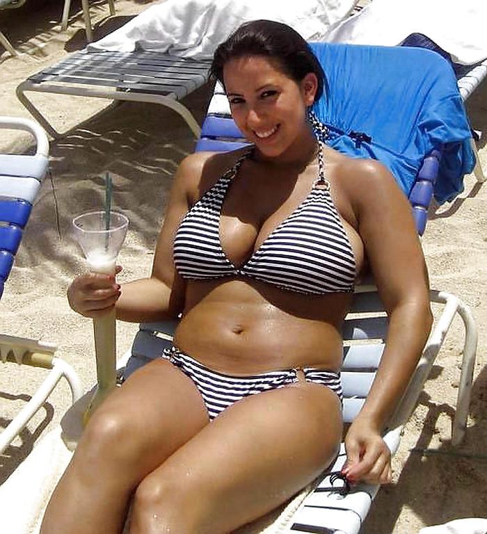 25P Smoking Hot Women 20yo+