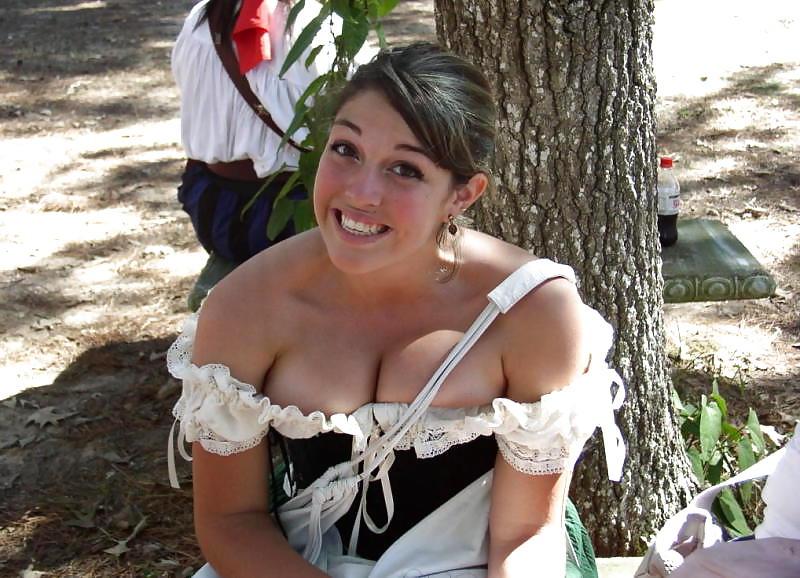 25P BIG TITTIES AMATEURS - Non & Non Nude II