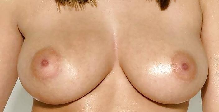 16P Keeley Hazell 's Boobs