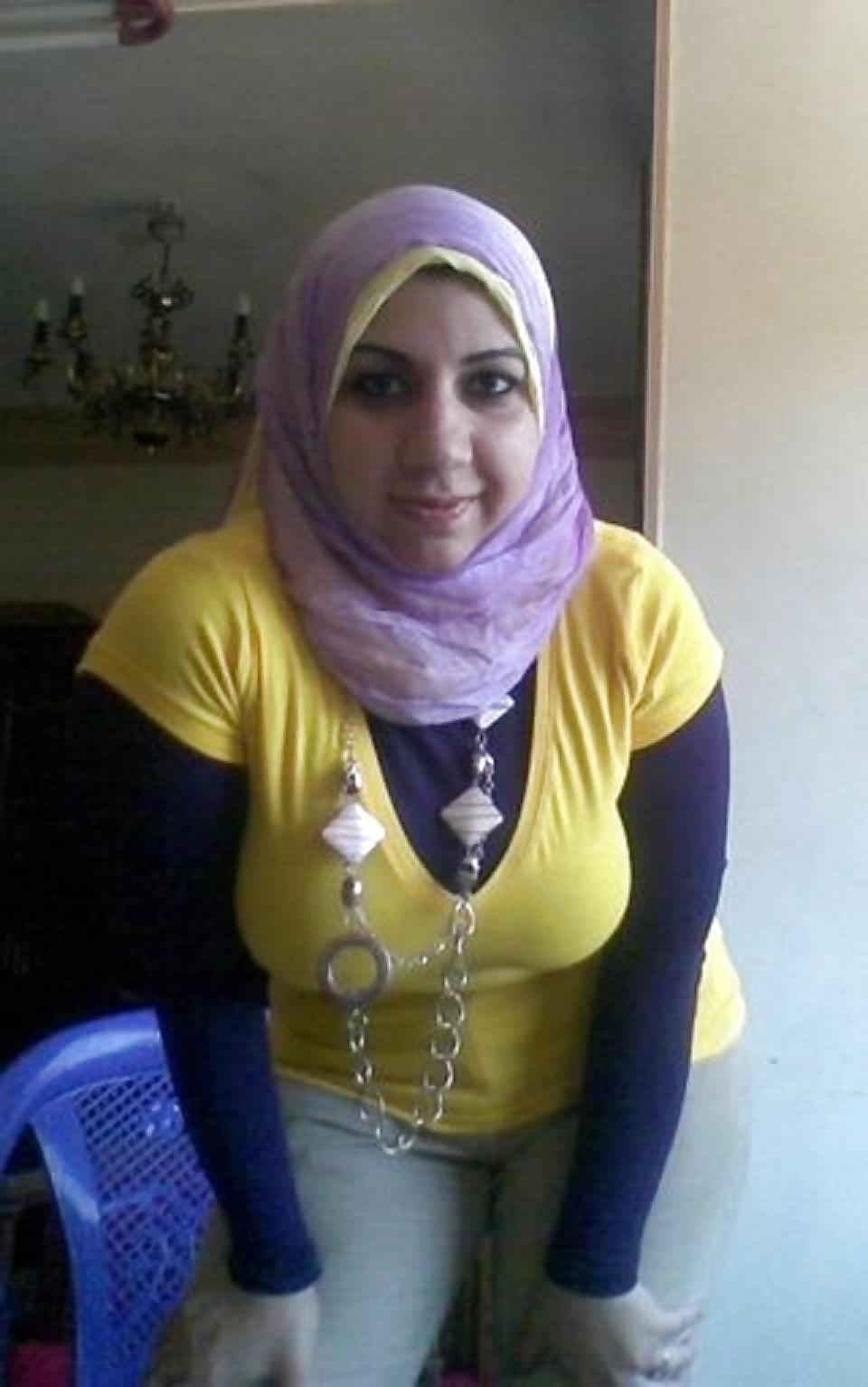 6P Arab turkish girls w big boobs 2