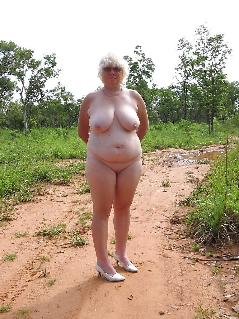 19P Busty women 293 (Saggy tits special)