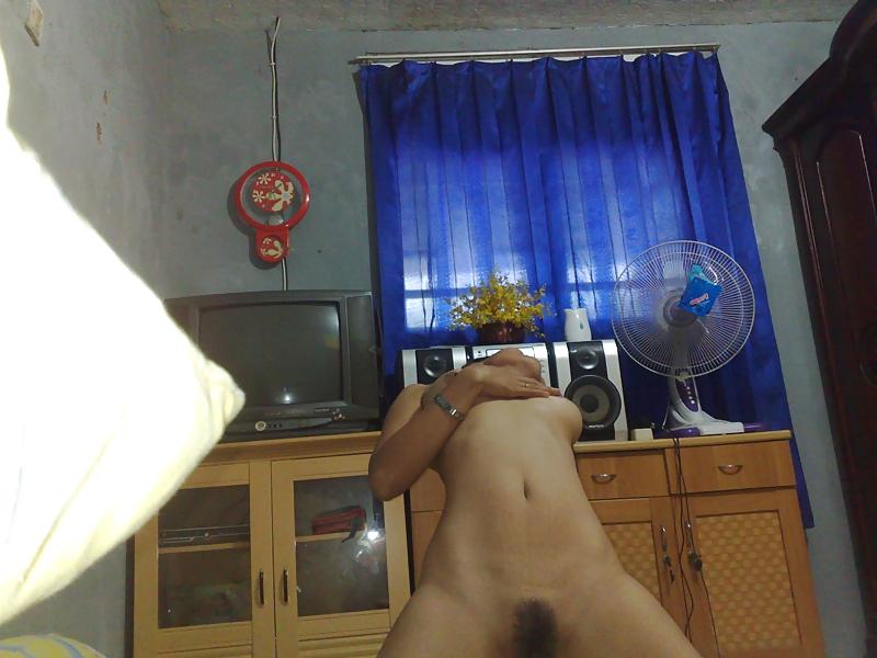 17P Indonesian Teen Anisa
