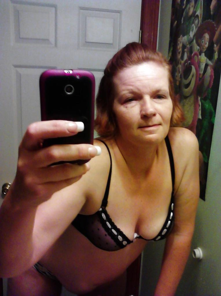 11P STOLEN PICS FROM COWORKERS PHONE