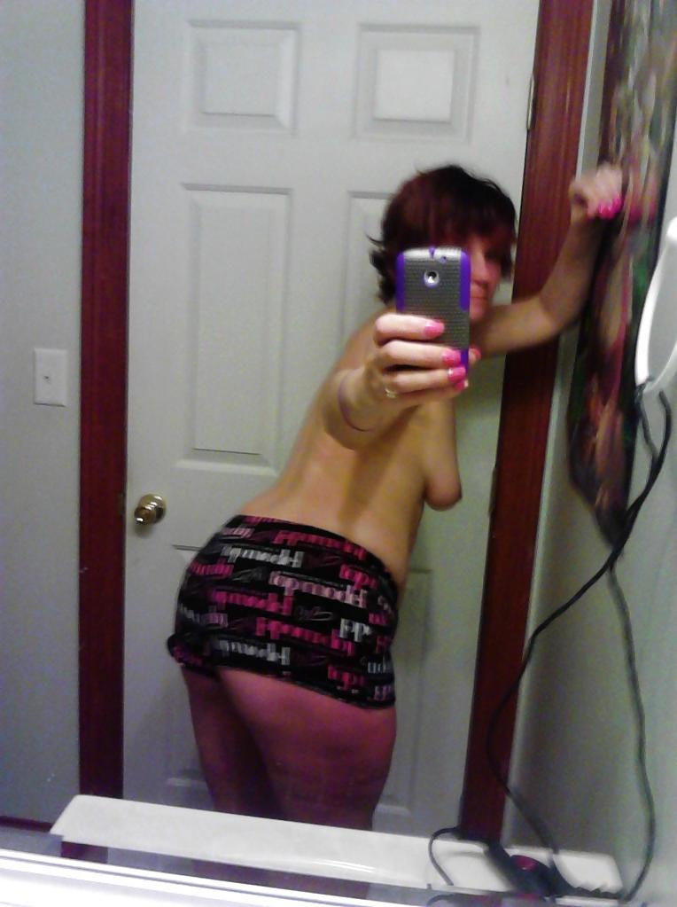 11P STOLEN PICS FROM COWORKERS PHONE