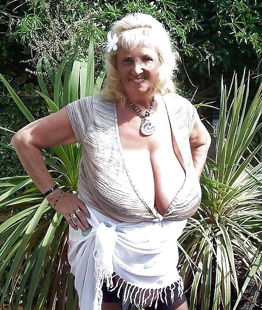 13P Granny big tits 