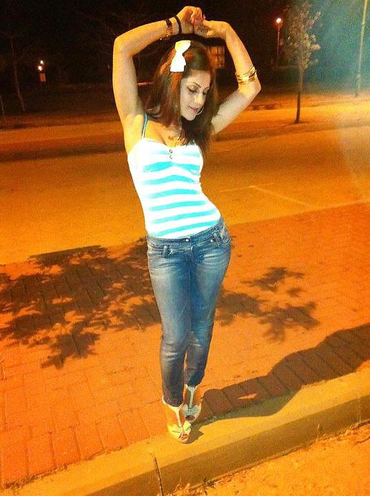 19P Persian arab girl: Nazanin