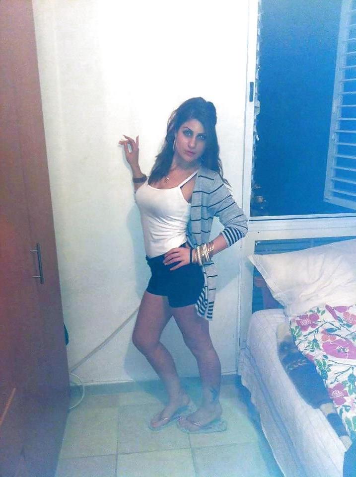 19P Persian arab girl: Nazanin