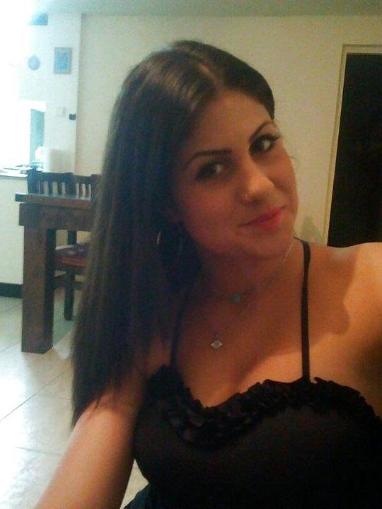 19P Persian arab girl: Nazanin