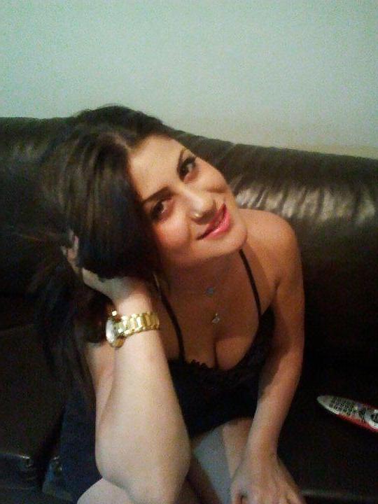 19P Persian arab girl: Nazanin