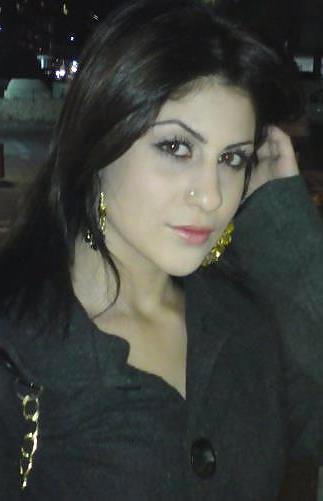 19P Persian arab girl: Nazanin