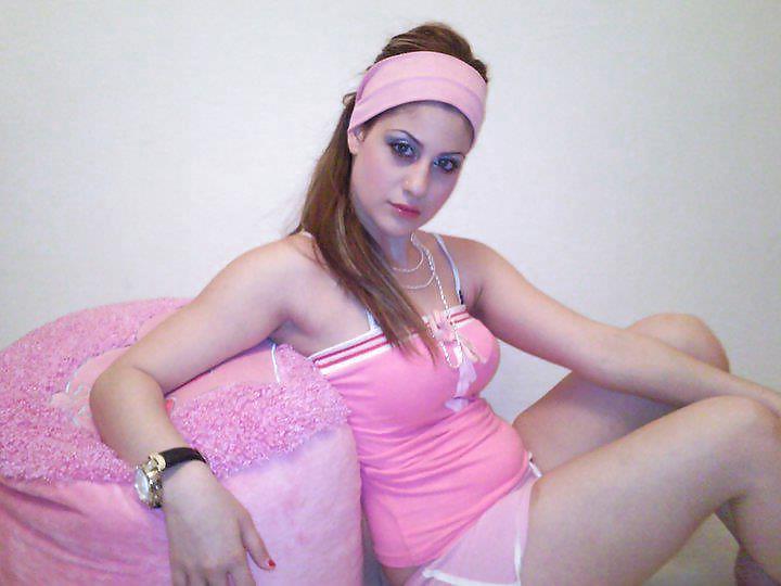 19P Persian arab girl: Nazanin