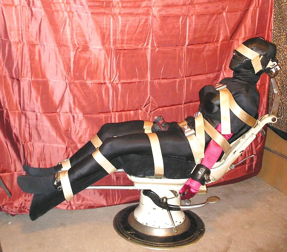 25P Satinstuhl-Bondage