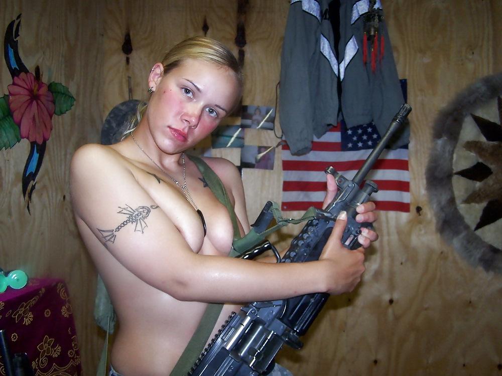 16P BLONDE AMERICAN GIRL - COOLBUDY